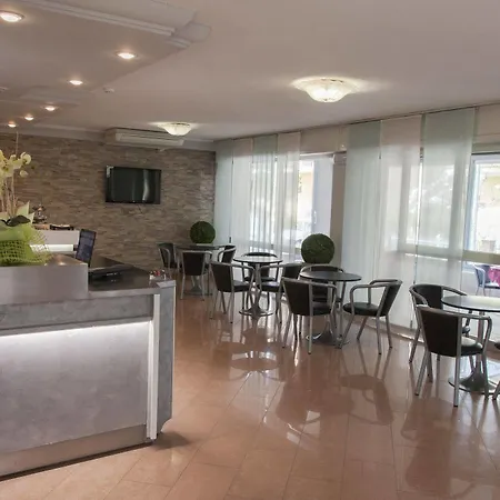 Concorde Hotel 3*